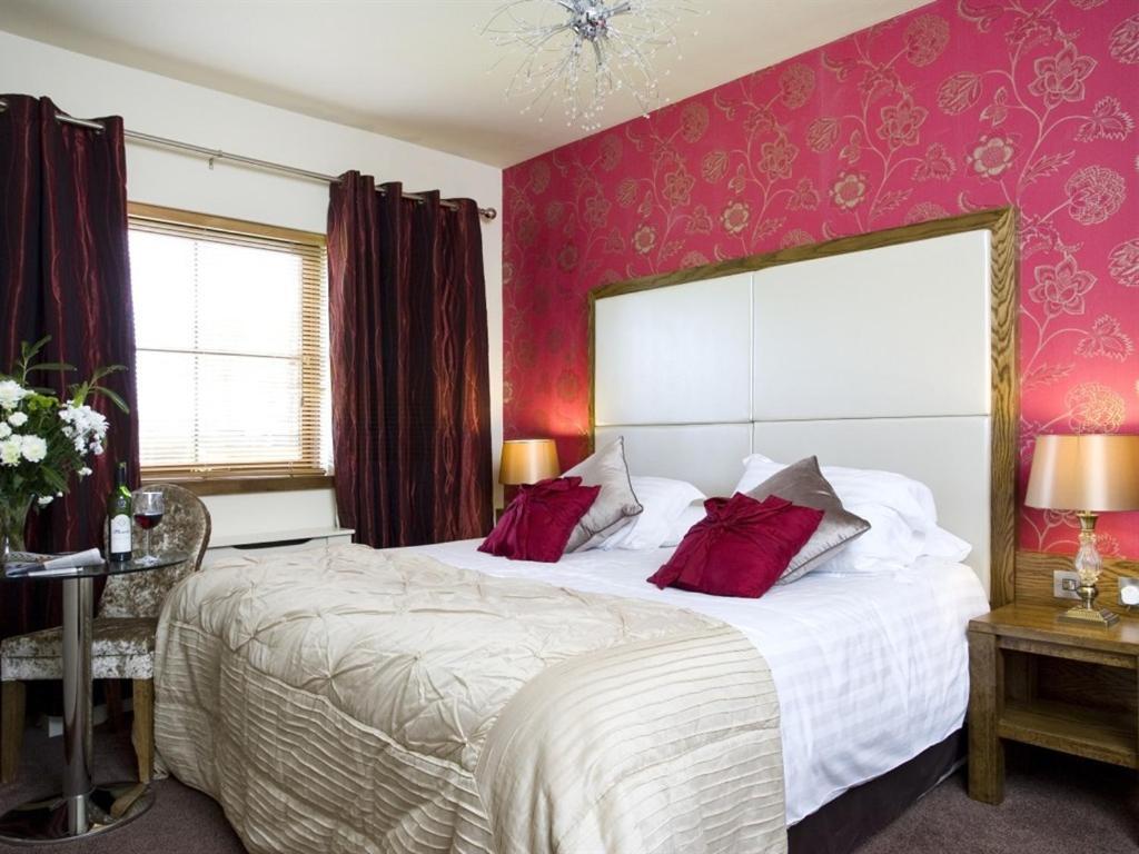 Customs House Country Inn Belcoo Buitenkant foto