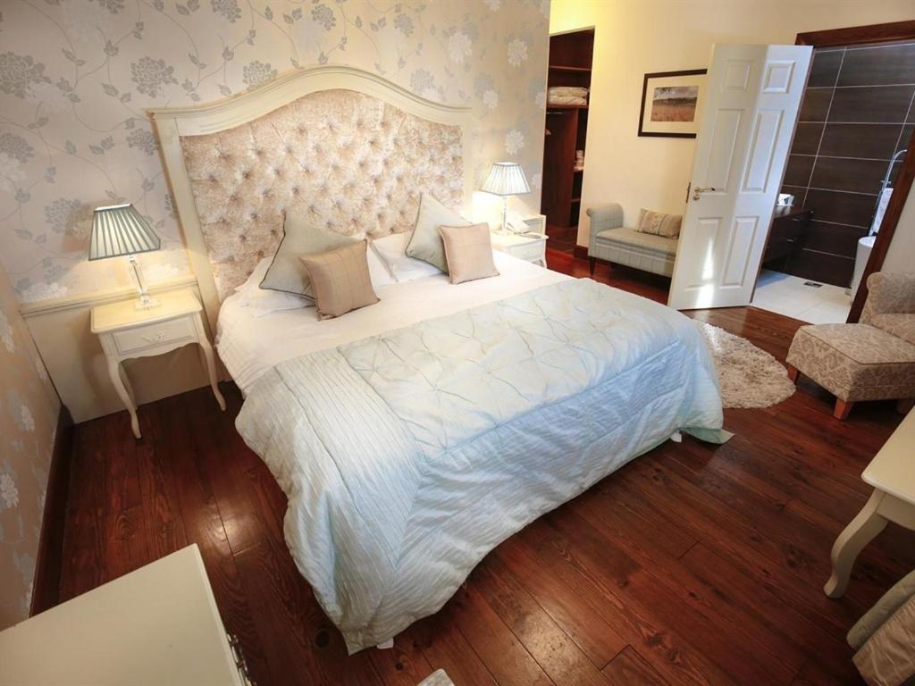 Customs House Country Inn Belcoo Buitenkant foto